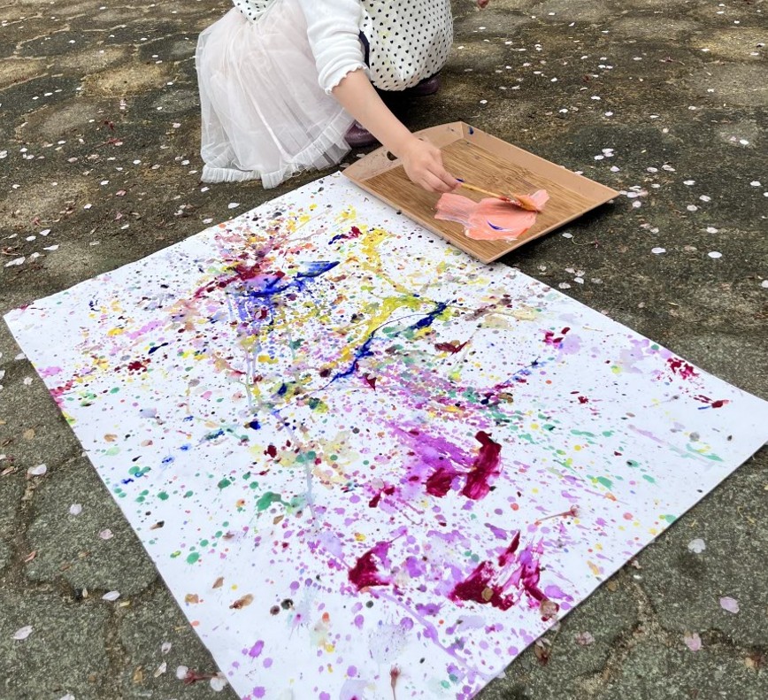 kid's action painting